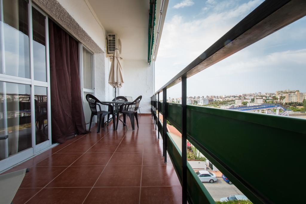 Holidays2Torremolinos Apartamento de 3 dormitorios con terraza y piscina comunitaria Exterior foto