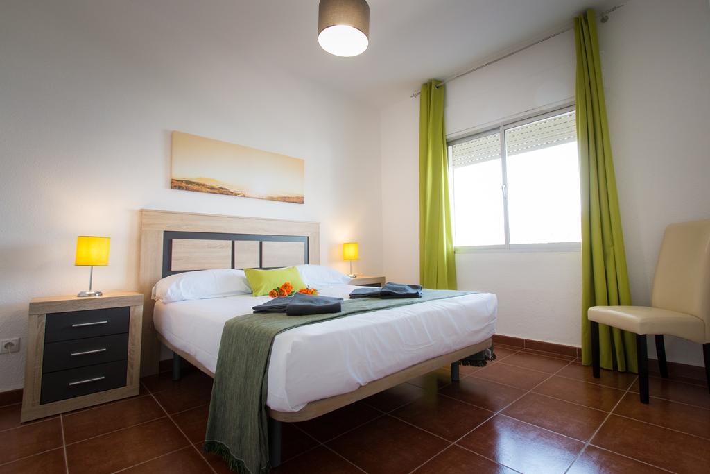 Holidays2Torremolinos Apartamento de 3 dormitorios con terraza y piscina comunitaria Exterior foto