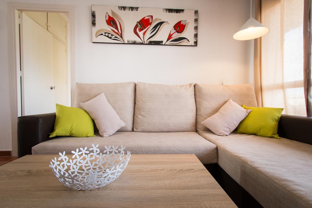 Holidays2Torremolinos Apartamento de 3 dormitorios con terraza y piscina comunitaria Exterior foto